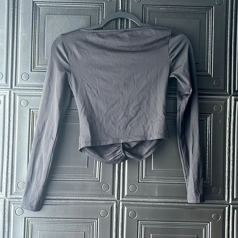 Zara ruched front top - Picture 2 of 2